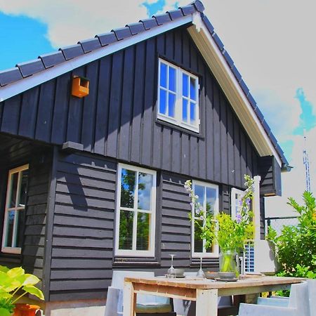Uniek Houten Huis Nabij Bos En Plassen Hollandsche Rading Dış mekan fotoğraf