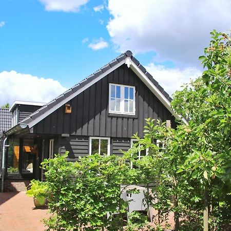 Uniek Houten Huis Nabij Bos En Plassen Hollandsche Rading Dış mekan fotoğraf