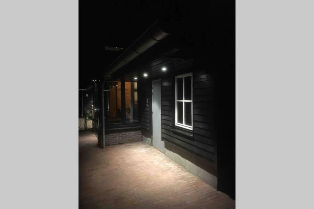 Uniek Houten Huis Nabij Bos En Plassen Hollandsche Rading Dış mekan fotoğraf